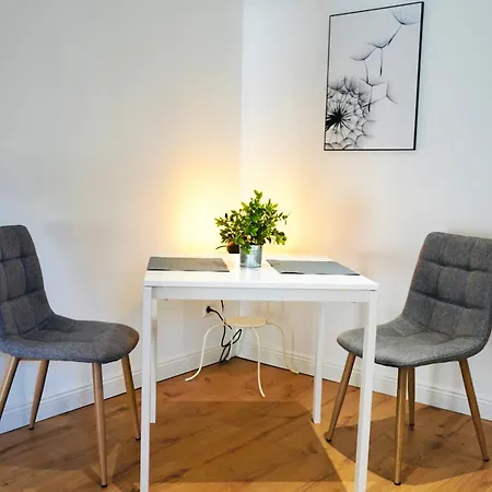 Altstadt I - Terrasse- Parkplatz- Waschmaschine